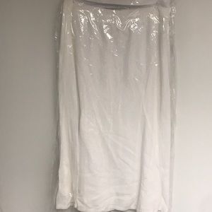 Long Tall Sally White Long Fully Lined Linen Skirt. Size UK 20. US 22. Like New